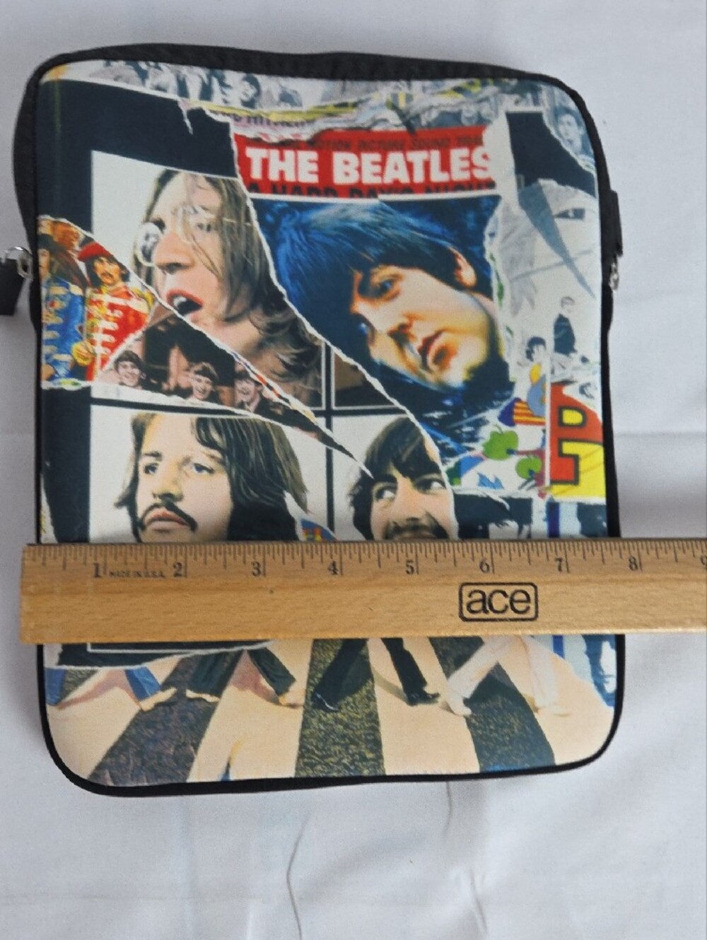 2012-Loungefly Apple iPad Softshell Sleeve. - Picture 11 of 11